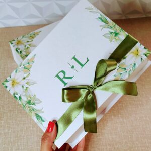 Caixa Padrinhos Thayna e Matheus